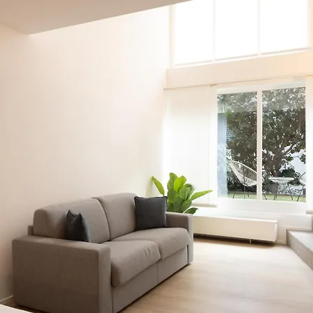 Blue - X4pax Private Garden In Apartamento