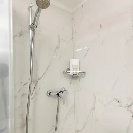 Apartman Blue - X4pax Private Garden In Lugano