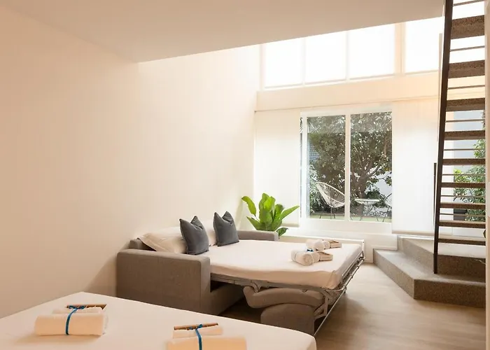 アパート Blue - X4pax Private Garden In ルガーノ