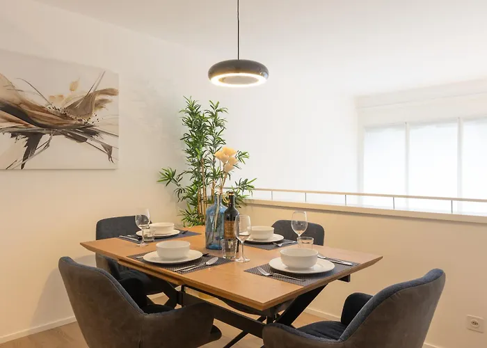 Blue - X4pax Private Garden In *